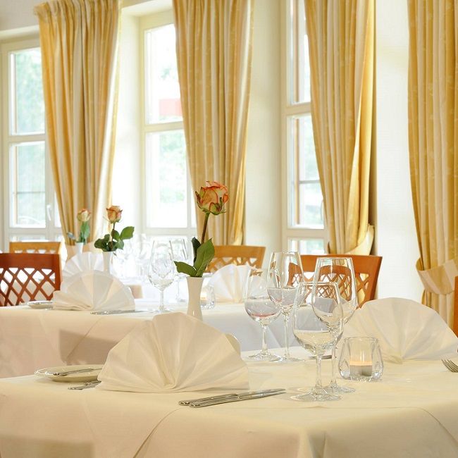 Familienbuffet im Restaurant VITAVESTA